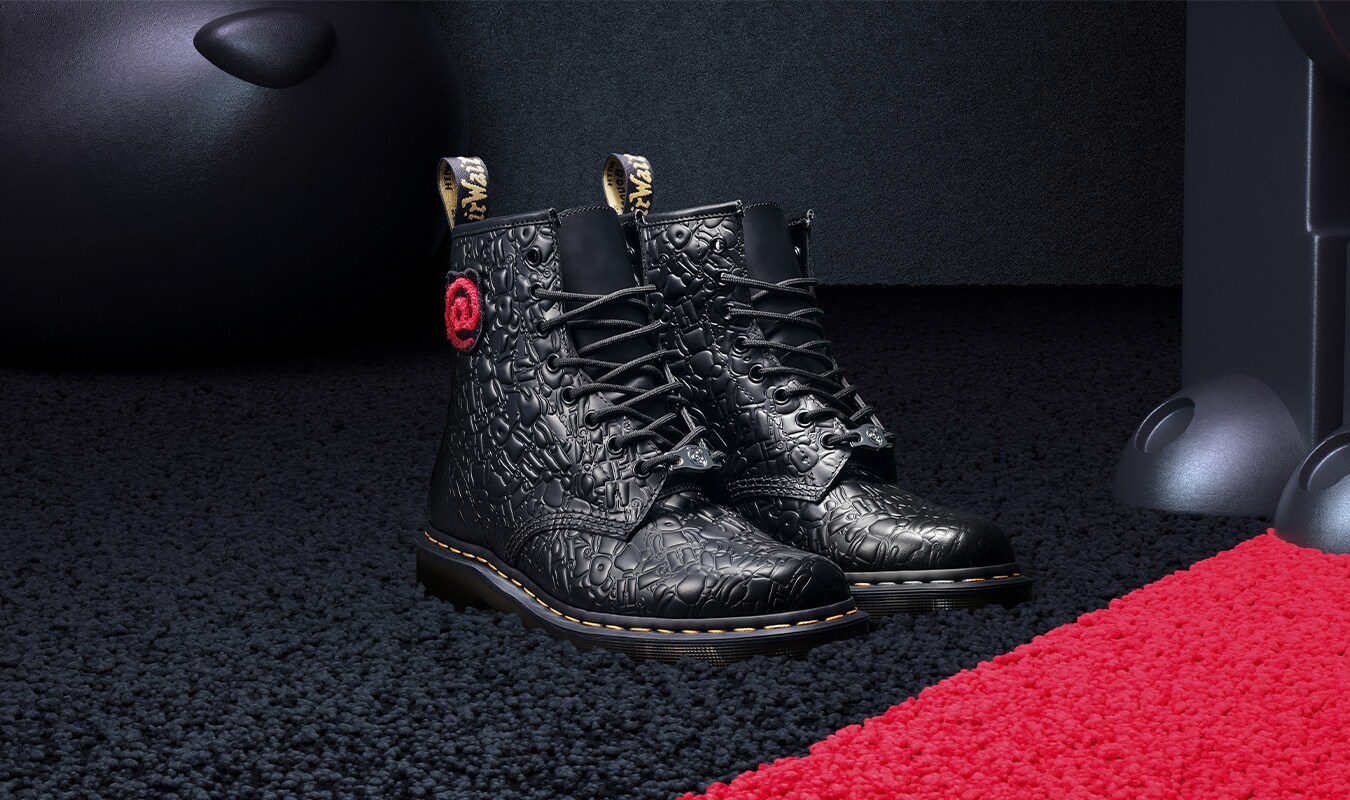 DR MARTENS X MEDICOM TOY