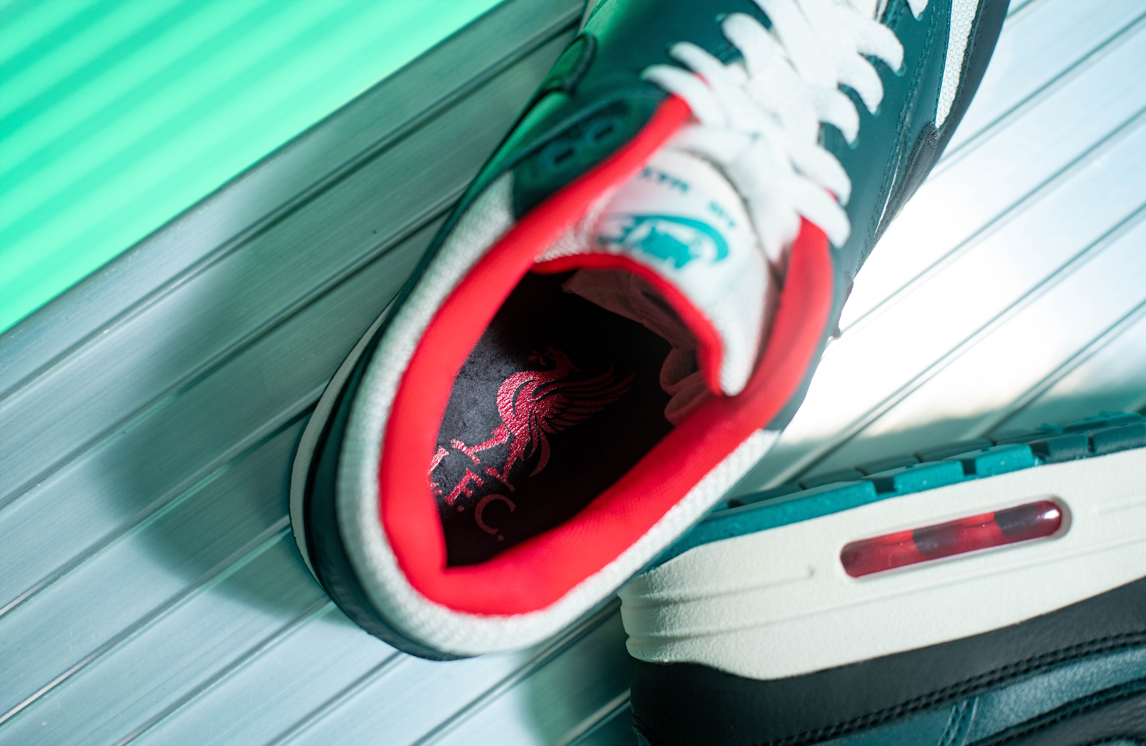 vergiftigen Groenteboer Oppervlakte Nike Air Max 1 X LFC X LBJ Sneaker | SEVENSTORE