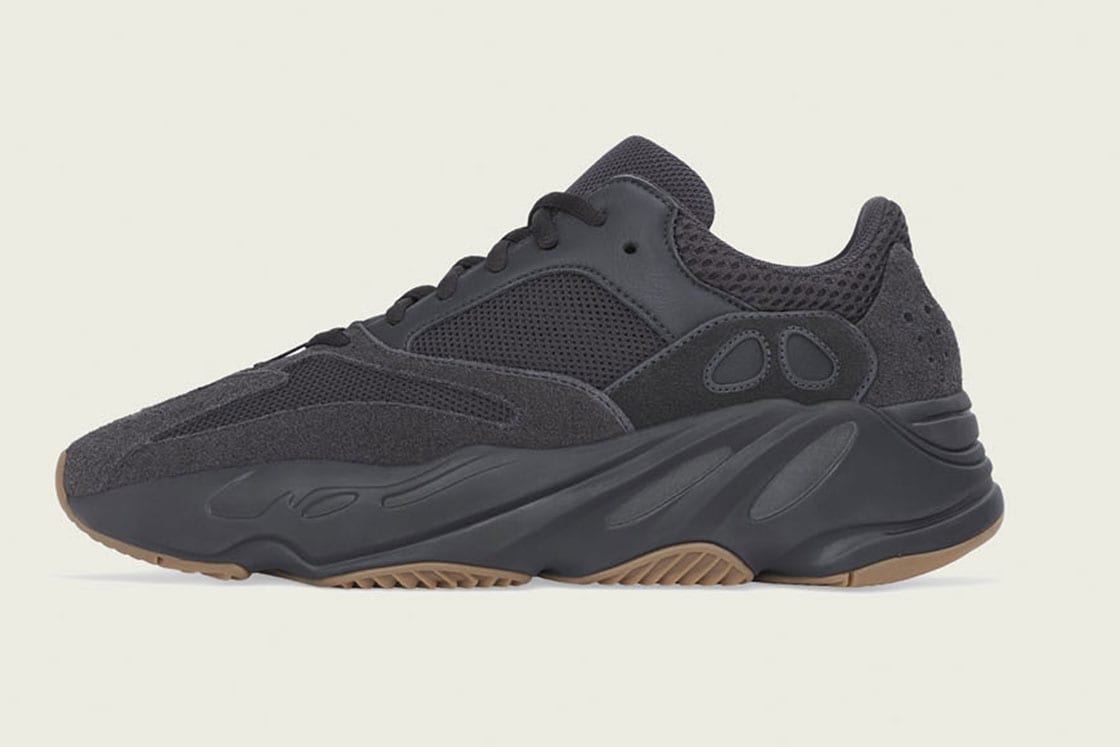 yeezy-700-utility-black