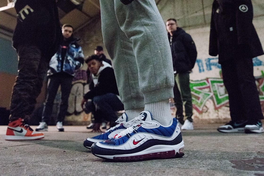 nike 98 gundam