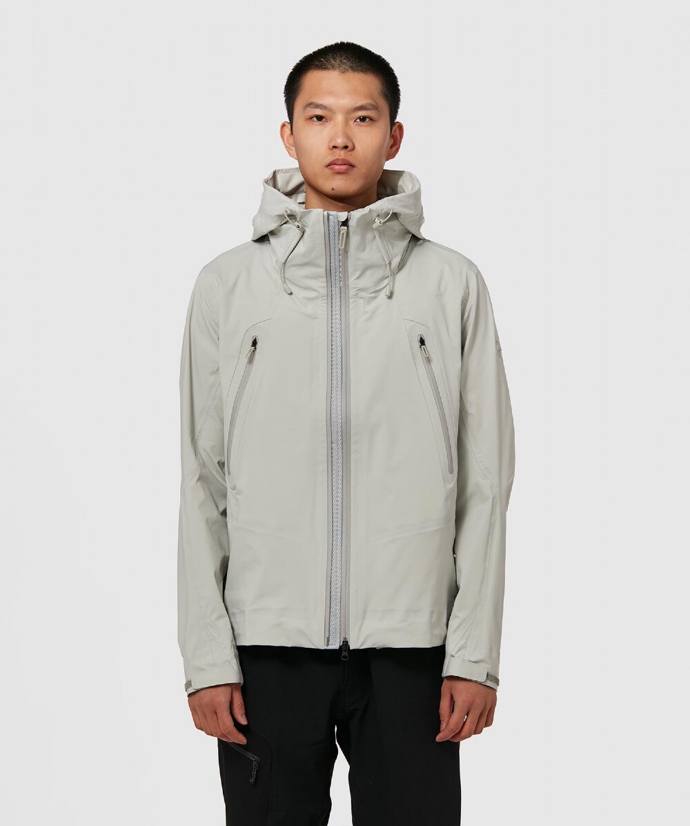 DESCENTE ALLTERRAIN HARD SHELL JACKET WHITE SEVENSTORE