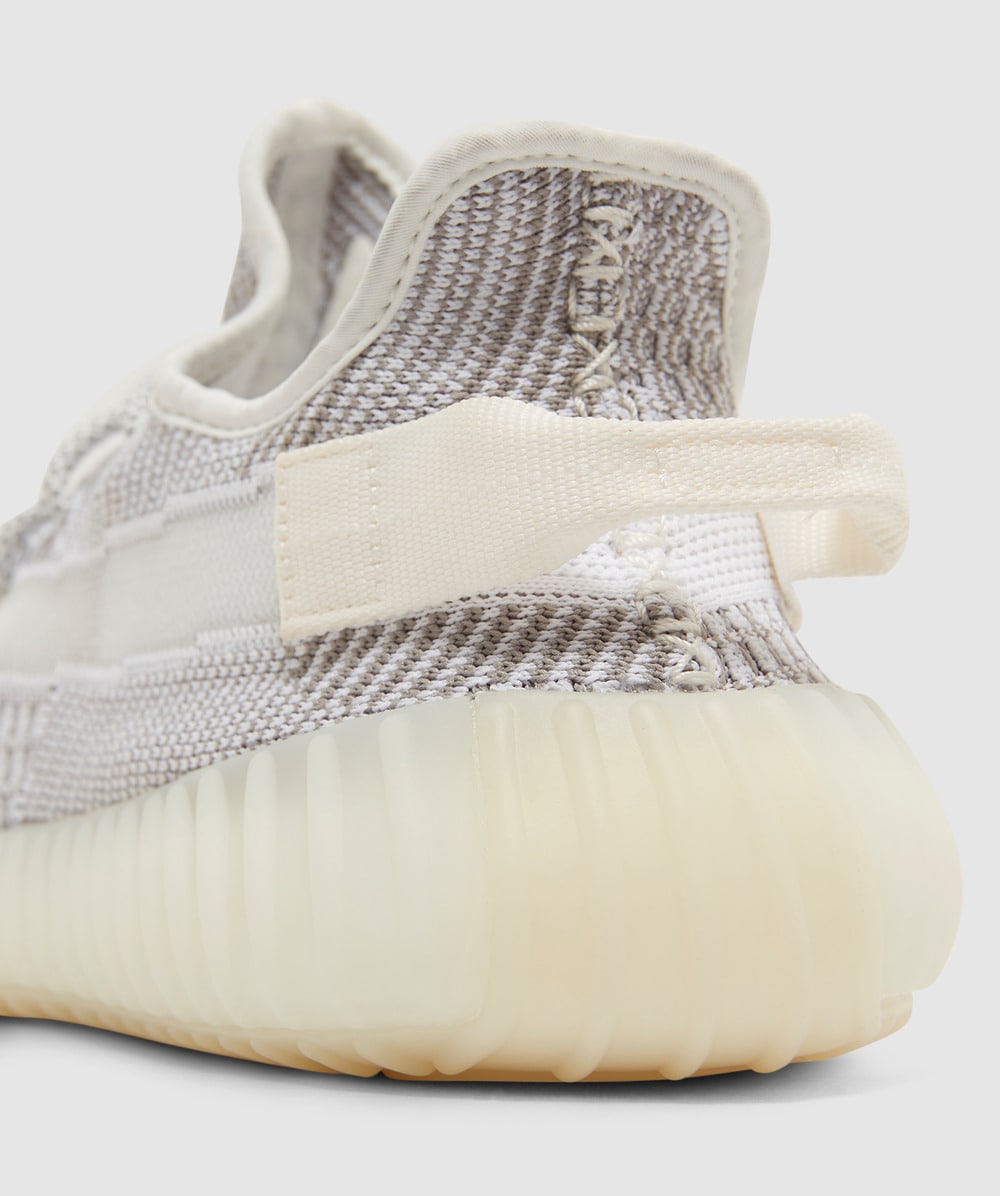 Yeezy 7 static auth hotsell