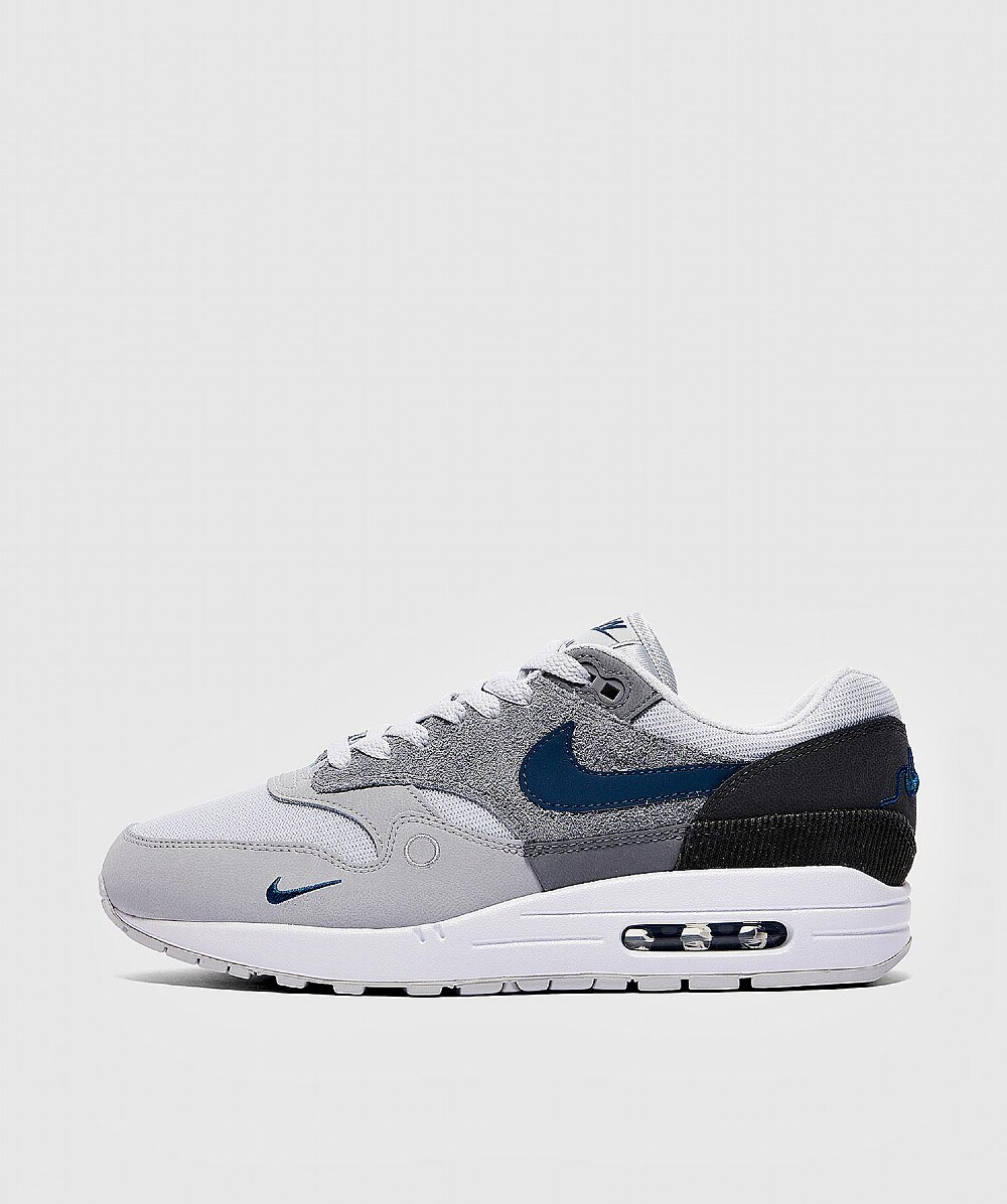 smoke grey air max