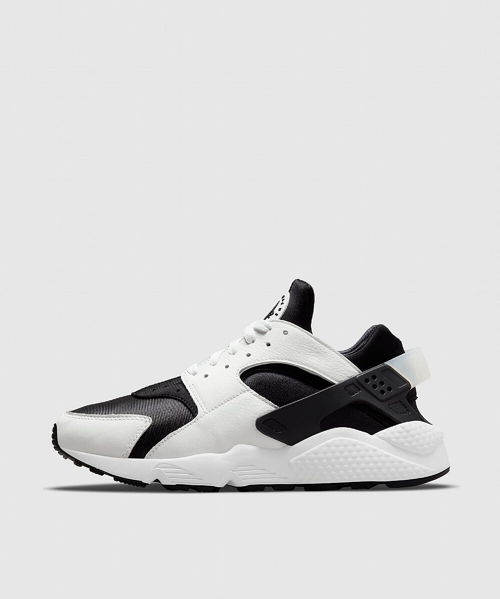 NIKE HUARACHE ORCA SNEAKER | BLACK/WHITE | SEVENSTORE