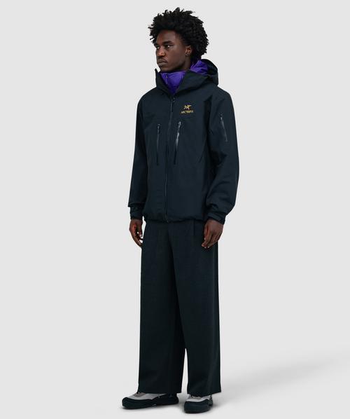Arcteryx Alpha SV jacket | 24K BLACK | SEVENSTORE