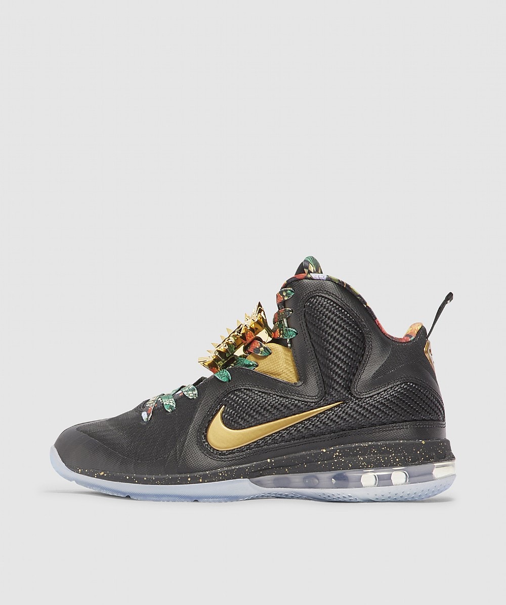 lebron 11 watch the throne