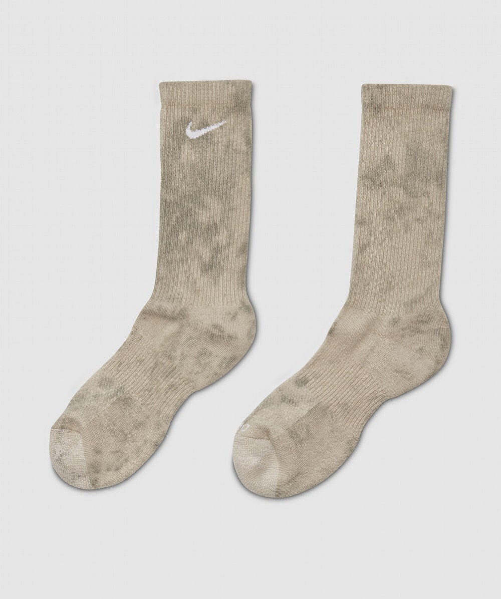 volt green nike socks
