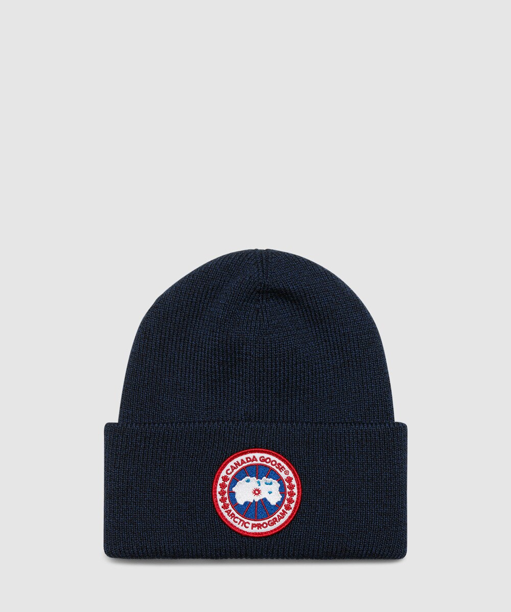 Canada Goose Arctic disc toque beanie | BLACK NOIR | SEVENSTORE