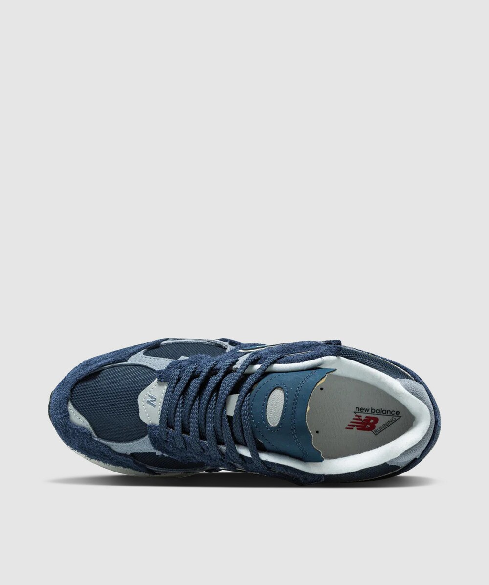 New Balance 2002 'protection pack' sneaker | NB NAVY | SEVENSTORE