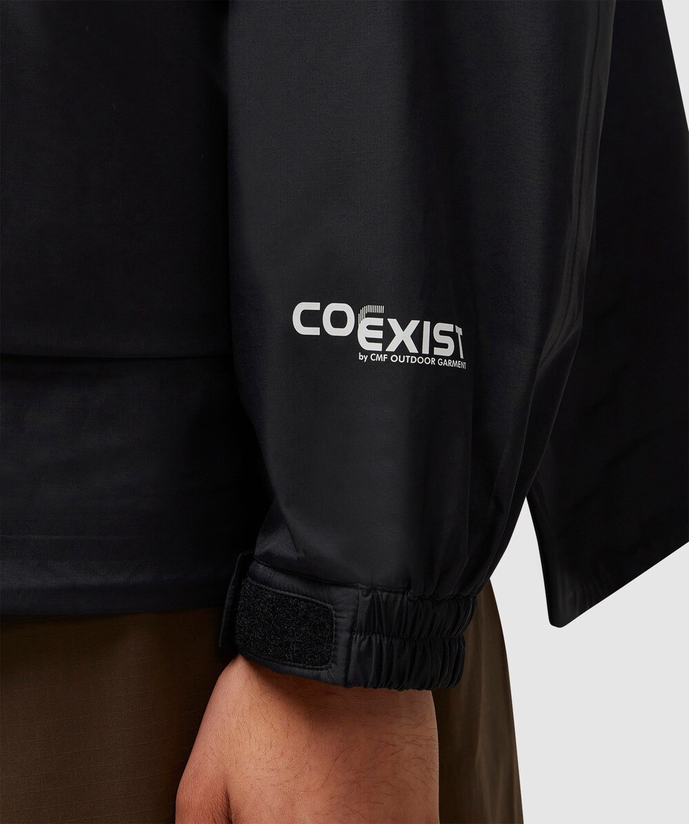 Comfy Outdoor Garment Covered shell coexist jacket | BLACK