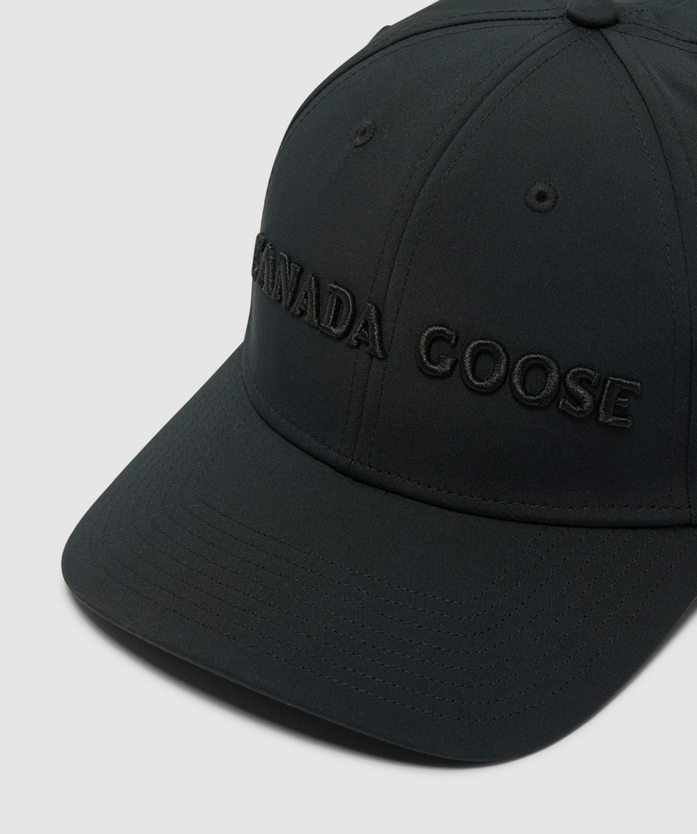 Canada Goose New tech cap BLACK SEVENSTORE