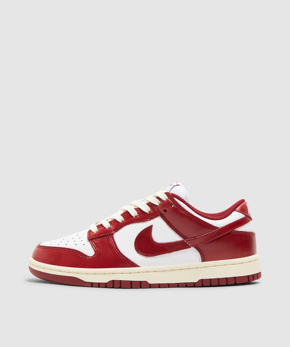 womens dunk low red