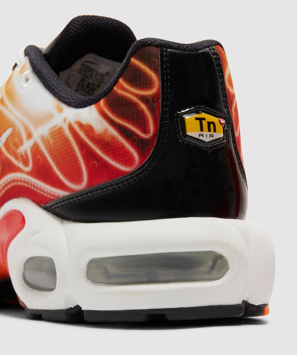 Nike Air Max Plus (Pepper Red) - Sneaker Freaker