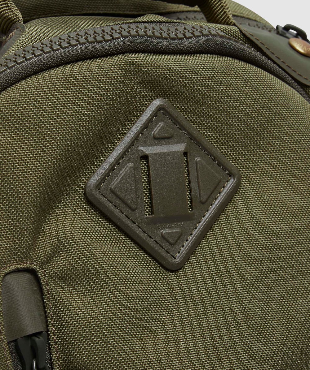 visvim バックパック　オリーブ visvim/CORDURA 22L (OLIVE)