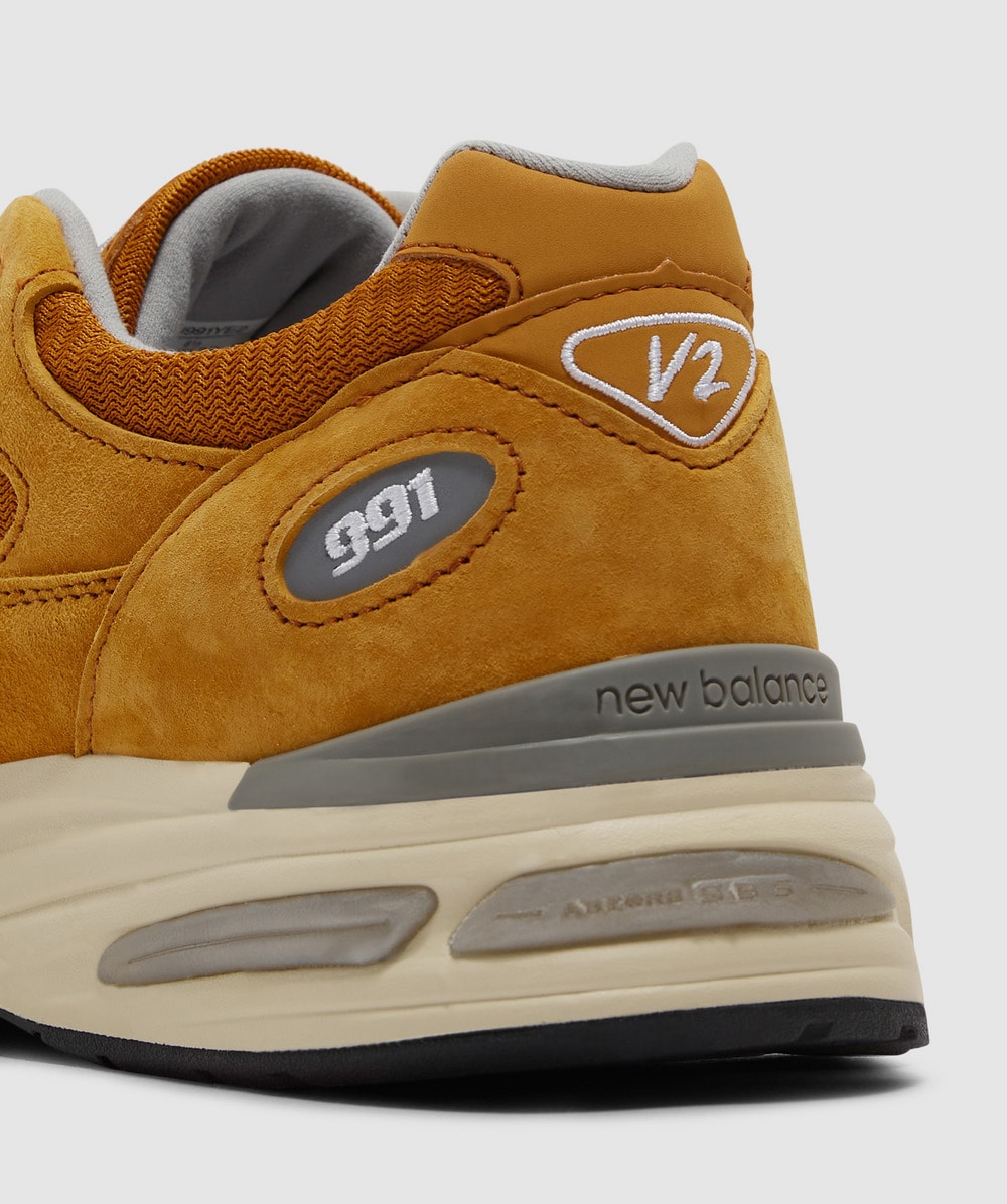 New Balance MIUK M991v2 sneaker | YELLOW | SEVENSTORE