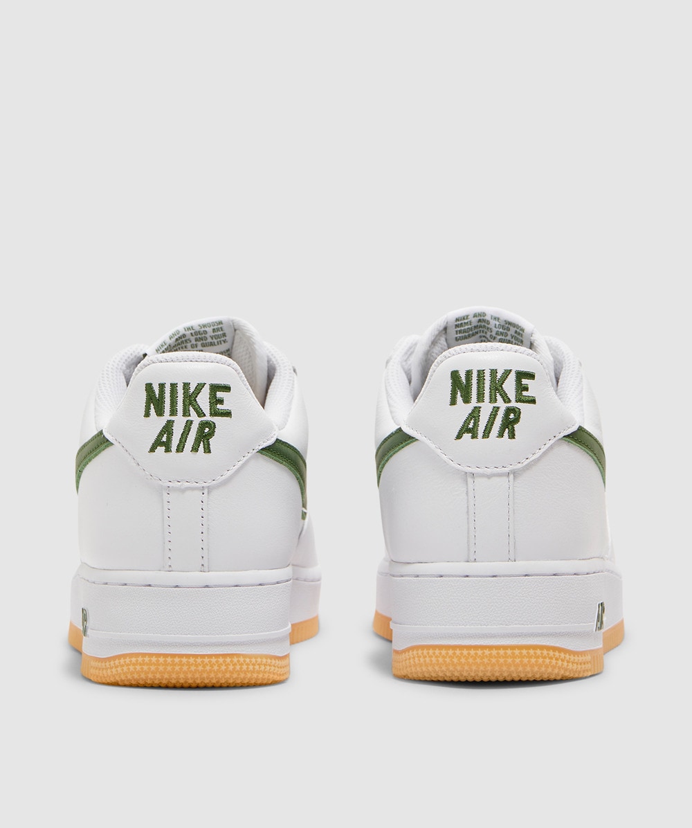 Nike Air Force 1 '07 sneakers in triple white and green