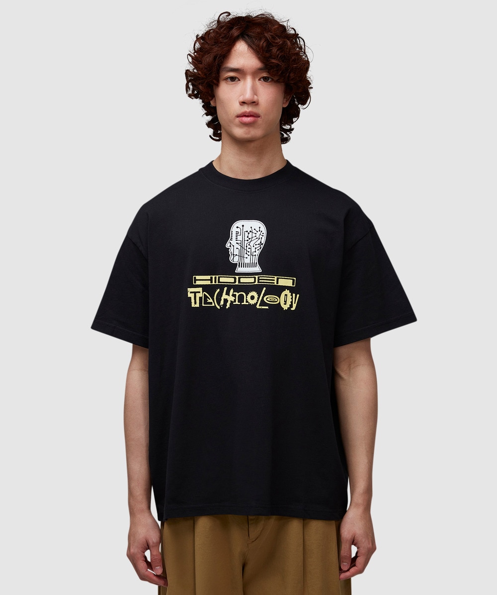 Brain Dead Hidden Tech T-Shirt (Black - S) - Size Clothing & Accessories > Clothing > Shirts & Tops, Unisex