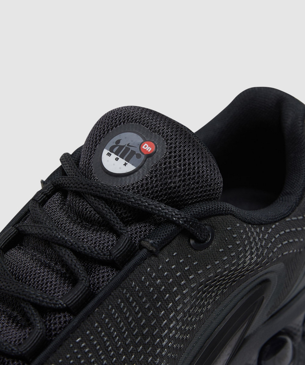 美品 30cm NIKE AIR MAX DN BLACK DK SMOKE NIKE AIR MAX DN BLACK/DK SMOKE GREY-DARK GREY-ANTHRACITE