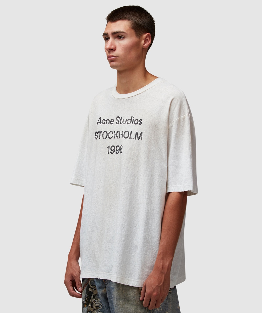 Acne Studios ホワイト Tシャツ 1996 XSサイズ Acne Studios - Logo t-shirt - Relaxed fit - Dusty white