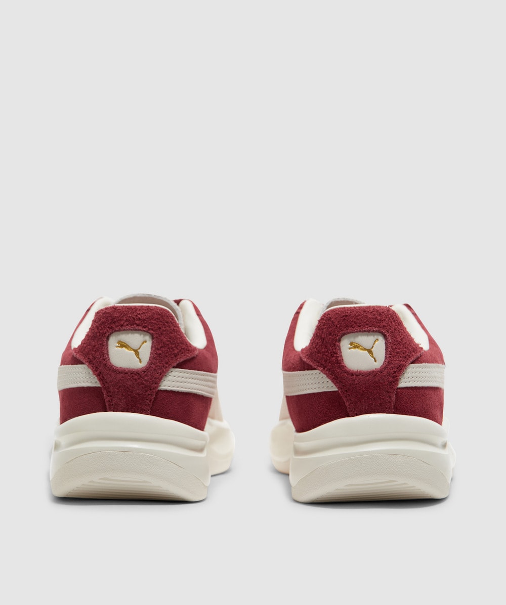 国内配送 PUMA GV SPECIAL SUEDE INTENSE RED/FROSTED IVORY GV Special Suede Sneakers | PUMA