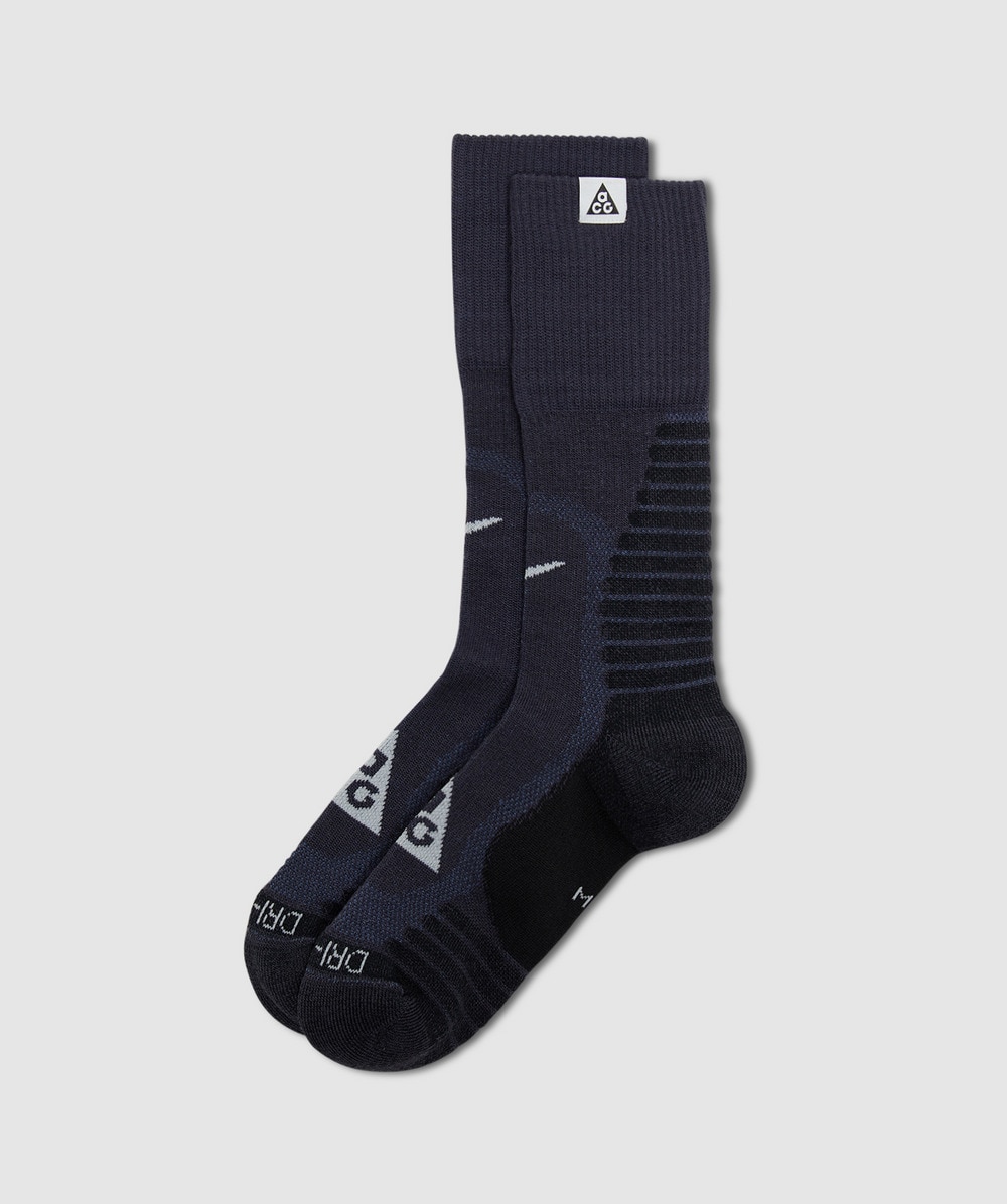 Nike Acg Cushioned Crew Socks In Gridiron/black