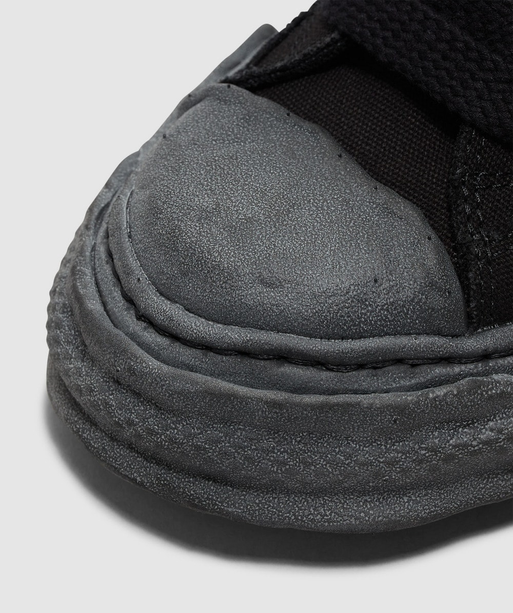 Maison Mihara Yasuhiro Peterson 23 og sole sneaker | BLK/BLK
