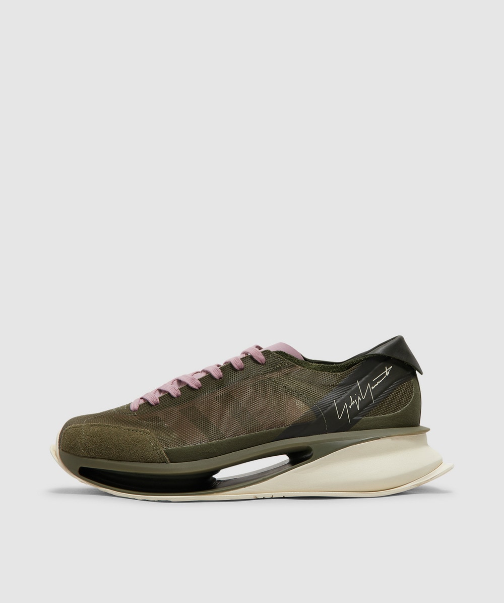 Y-3 S-gendo Run Sneaker In Olistr/ngtcar/magmau