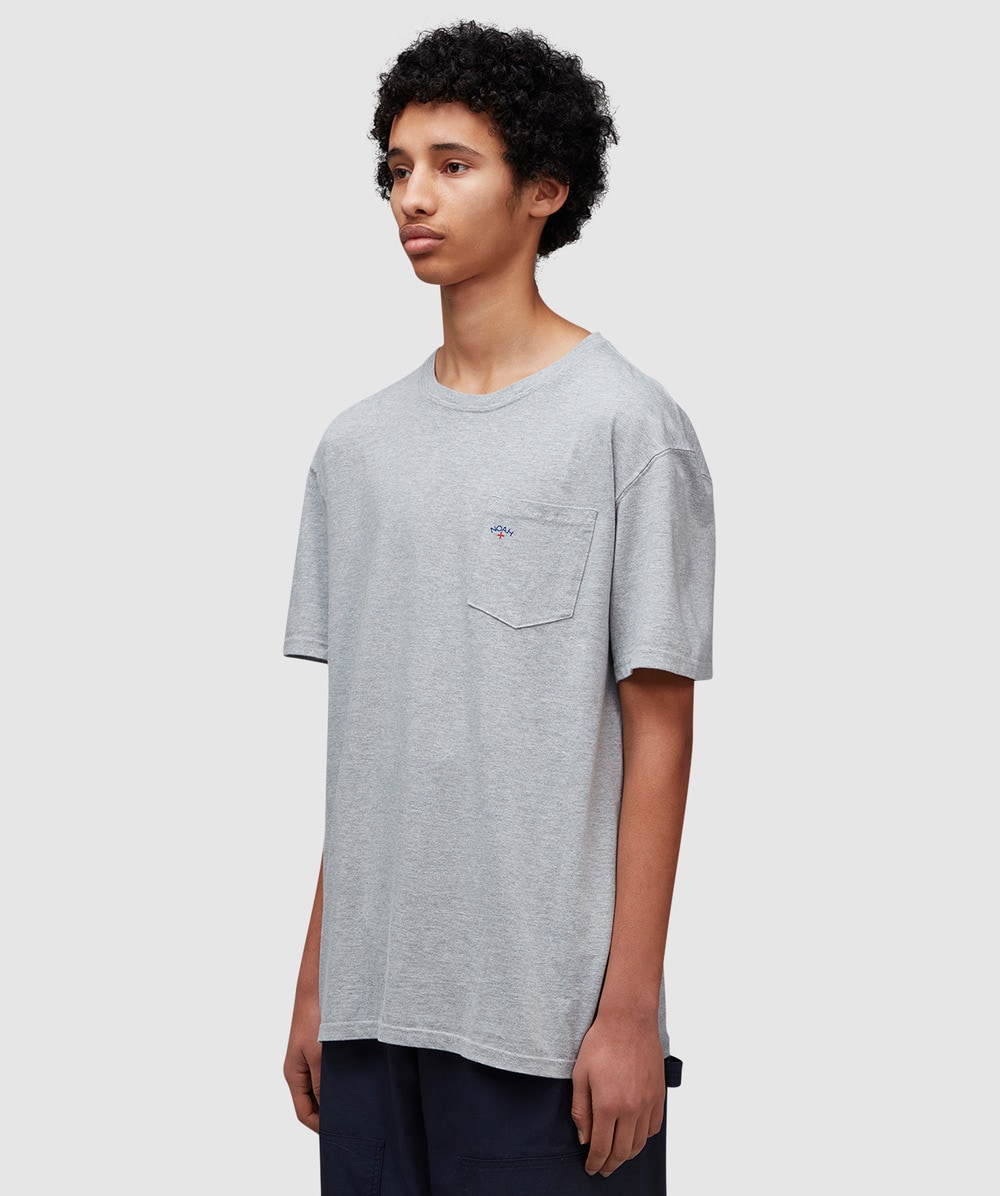 Noah Core logo pocket t-shirt | HEATHER GREY | SEVENSTORE
