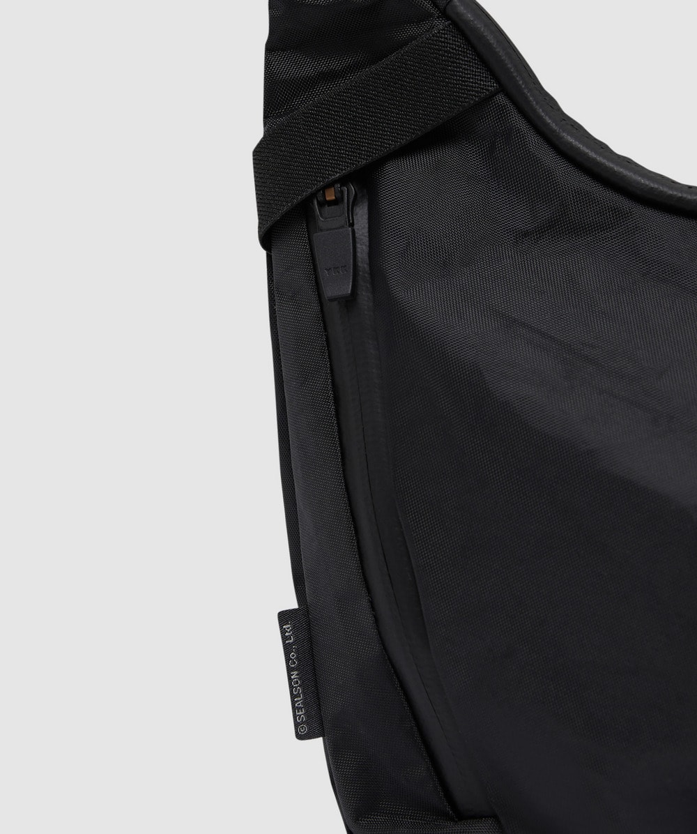 Sealson M2 crossbody bag | BLACK | SEVENSTORE