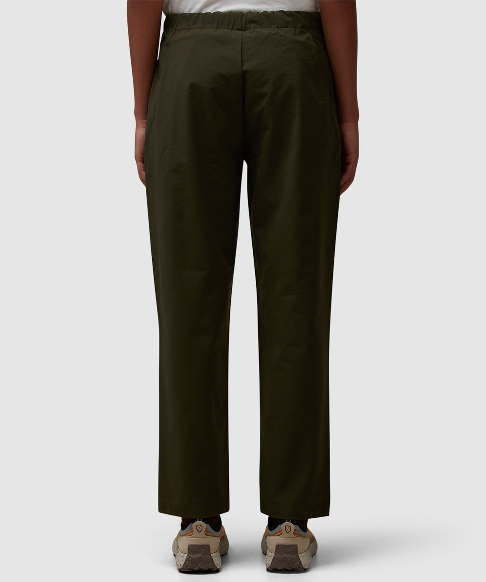 Goldwin One tuck tapered stretch pant | OLIVE GREEN | SEVENSTORE