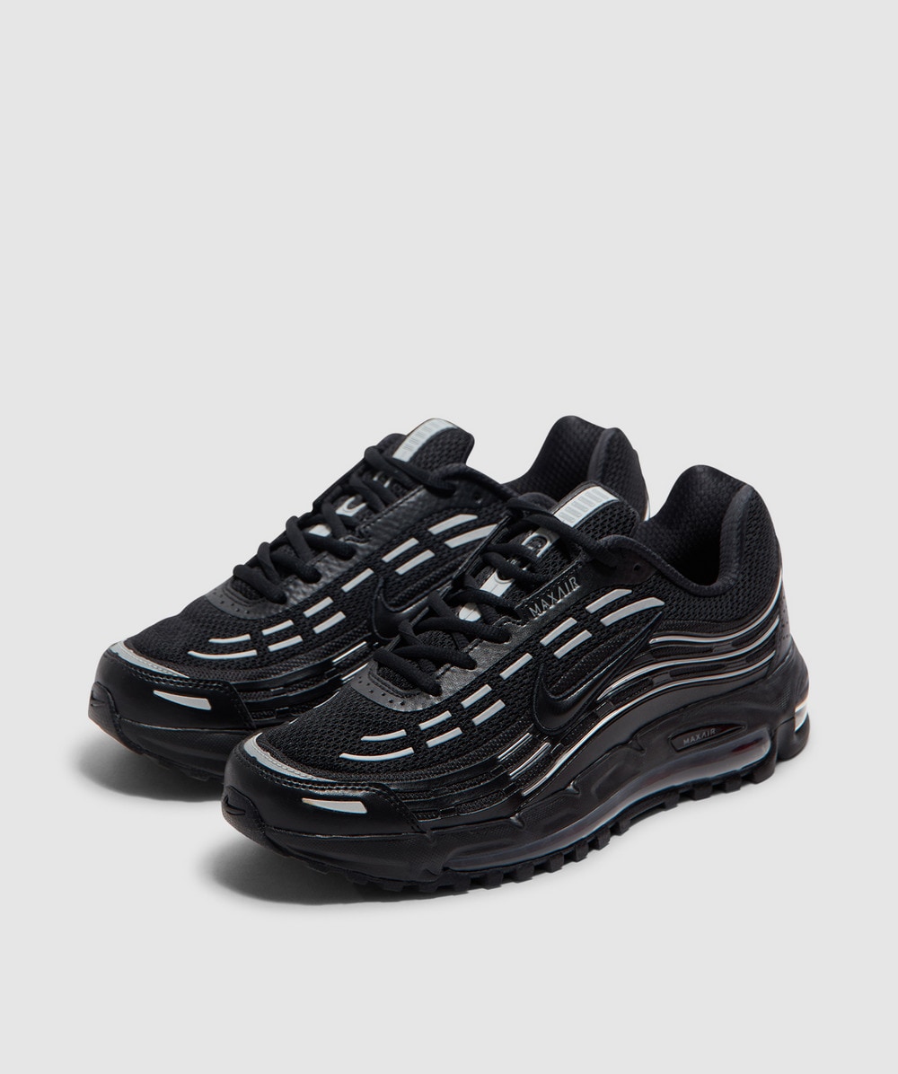 black air max 99