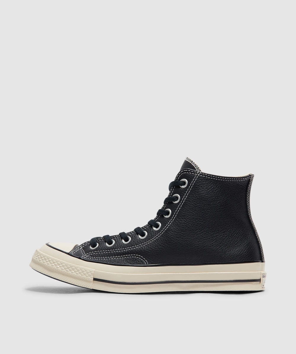 Converse Chuck 70 Sneaker In Black/natural Ivory/egret