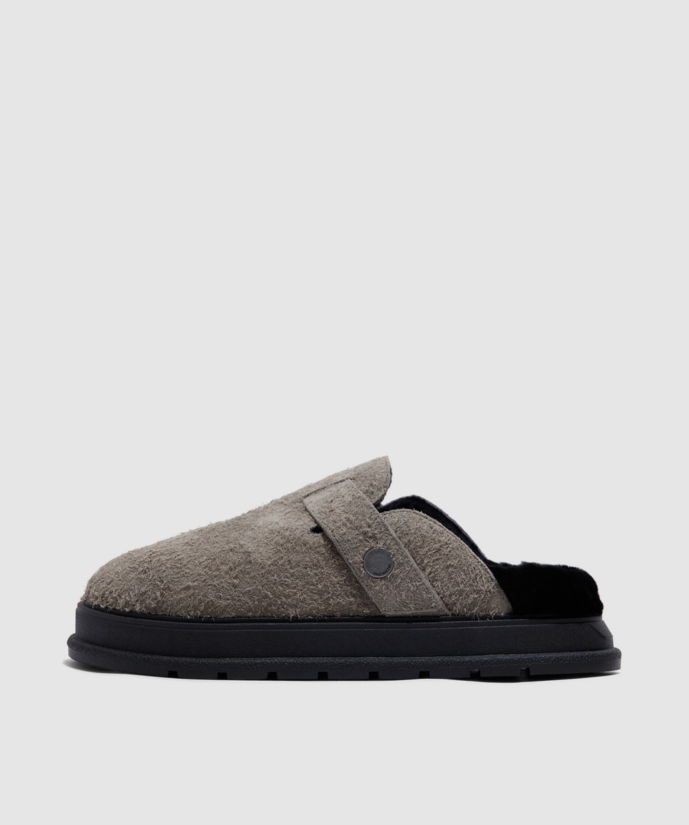 Cole Buxton Mens Khaki Shearling-lined Flat Suede Mules In Stone