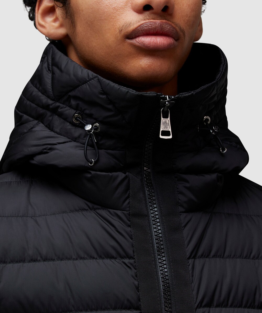 パーカー・フーディ MONCLER FW25 Wool hoodie (K20919B00006M1131 776) Moncler Logo Cotton Fleece Hooded Zip Up Cardigan | Saks