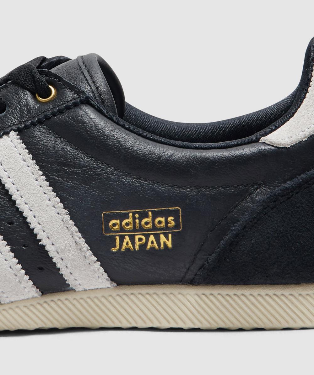 adidas Japan sneaker | CORE BLACK/FTWR WHITE/GOLD MET