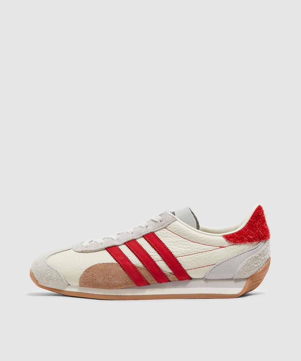 adidas Country Og Sneaker (Off White/Better Scarlet/Grey One - 7) - Size 7 - Men's, Unisex