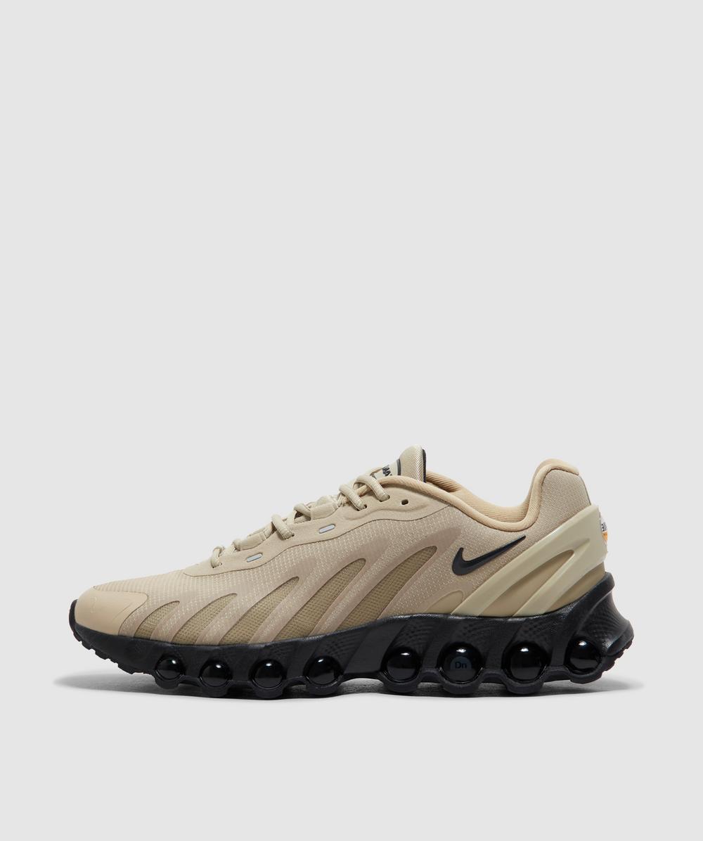 Nike Air Max Dn8 Sneaker (Desert Khaki/Black - 8) - Size 8 - Men's, Unisex