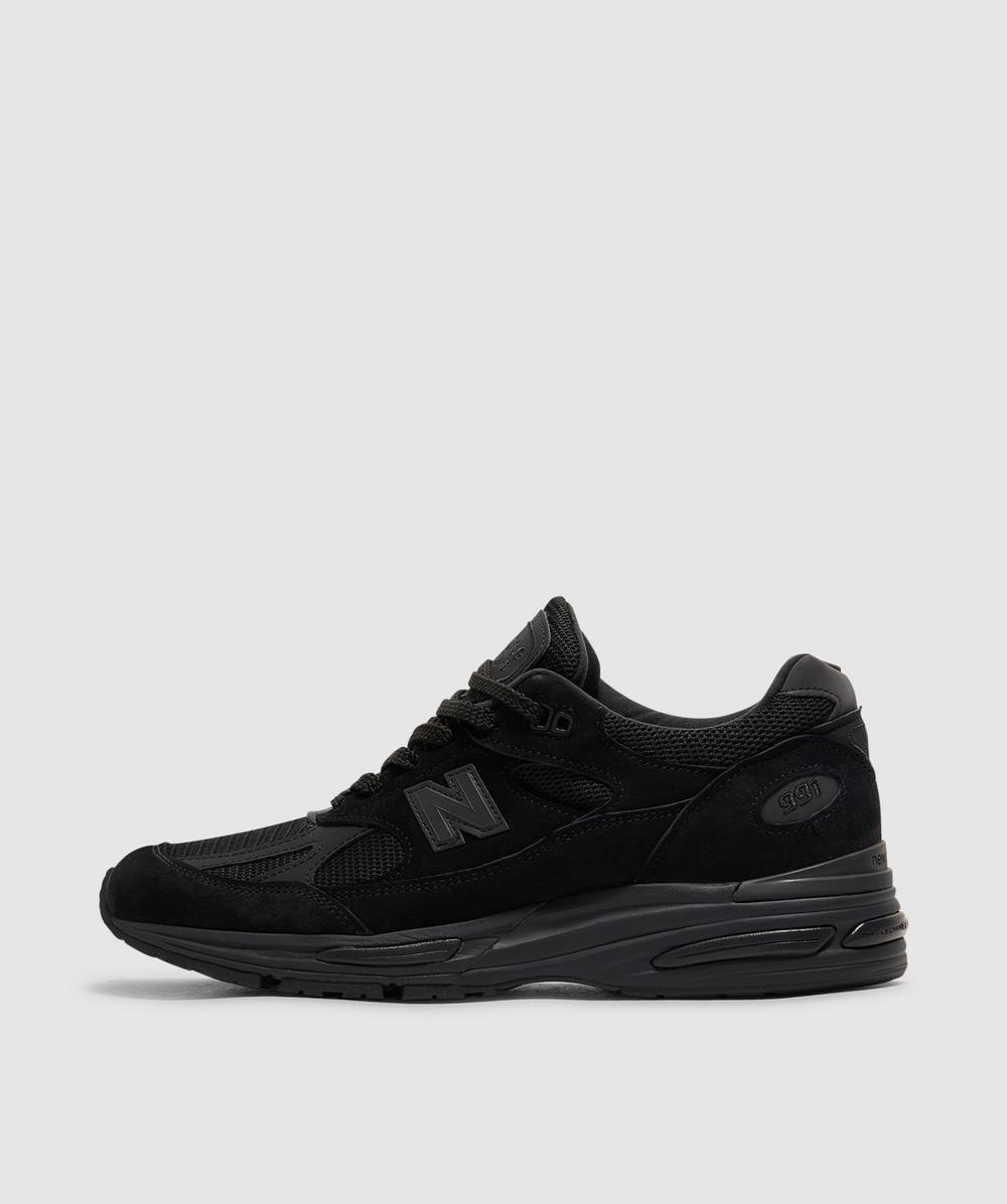 New Balance 991v2 Sneakers In Black