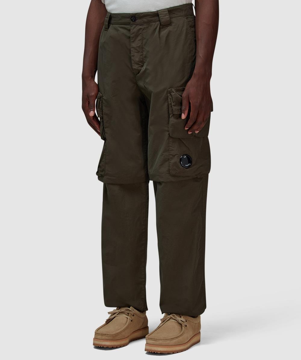 CP COMPANY｜CARGO PANTS (Flatt Nylon Cargo Pants (18CMPA C.P. Company Men's' Flatt Nylon Cargo Pants in Black | LN-CC®