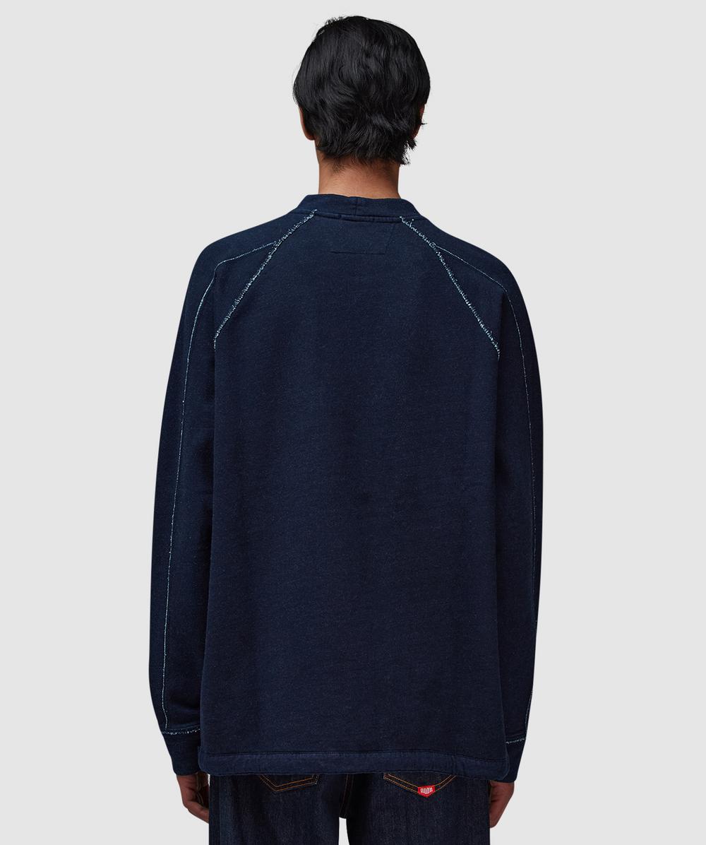 【送料&関税込】C.P. Company Sweatshirt C.P. Company Men's Indigo Fleece Sweatshirt in Denim-Normal