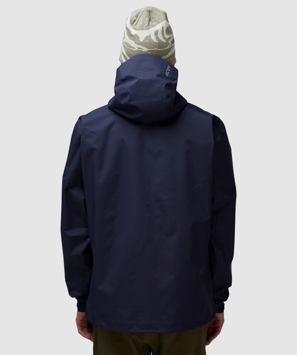 Arcteryx Beta jacket | BLACK SAPPHIRE | SEVENSTORE