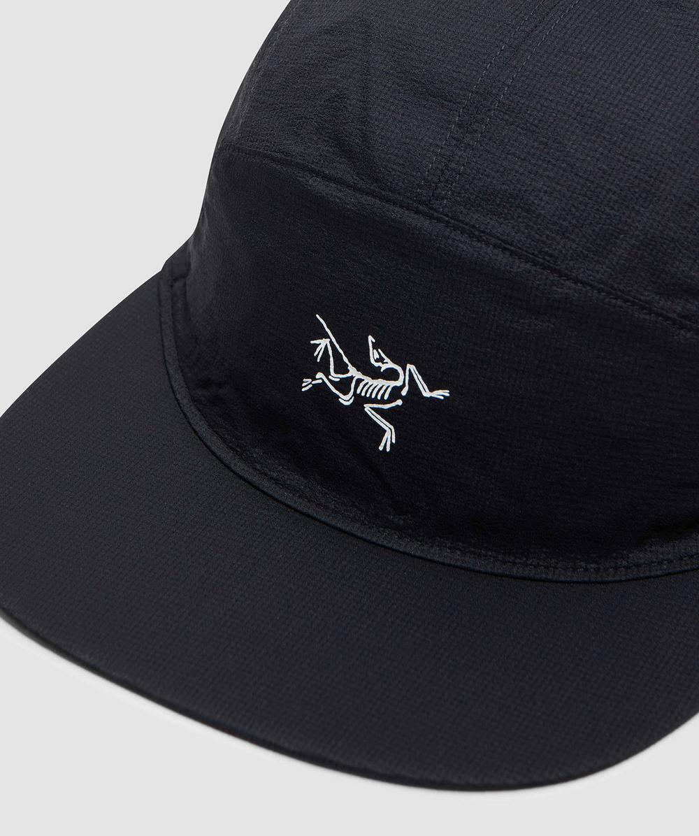 Arcteryx Aerios 5 panel cap | BLACK / ARCTIC SILK | SEVENSTORE