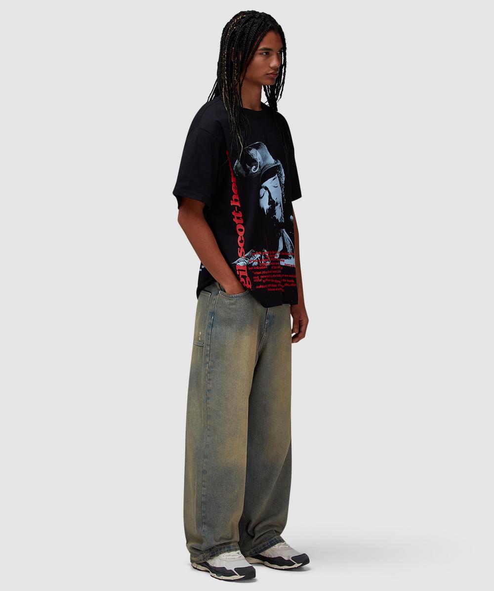 ★Awake NY★ ブラック Gil Scott-Heron Icon Tシャツ Awake NYのブラック Gil Scott-Heron Icon Tシャツがセール中