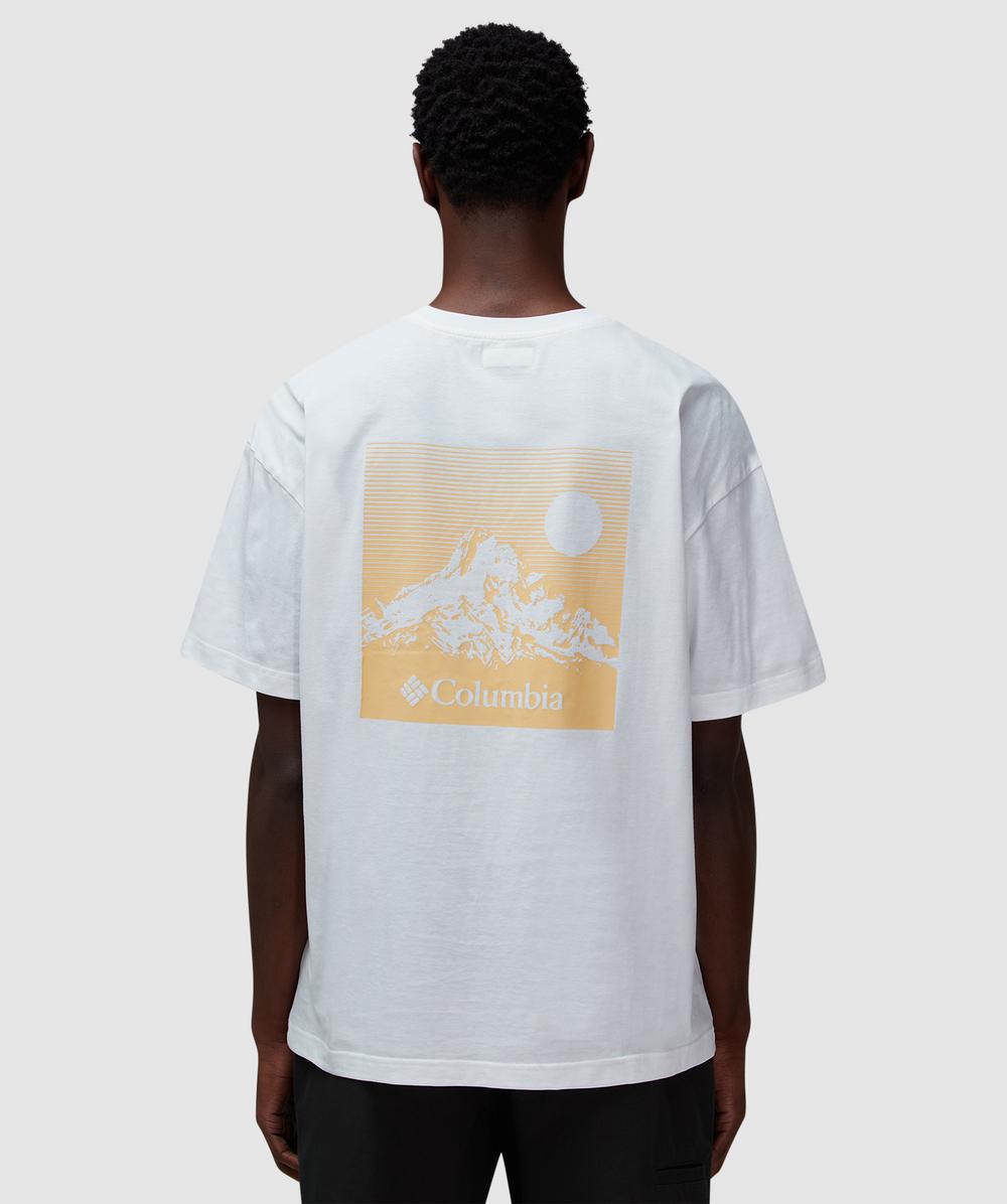 Columbia Black Butte Graphic T-shirt In White, Linear V
