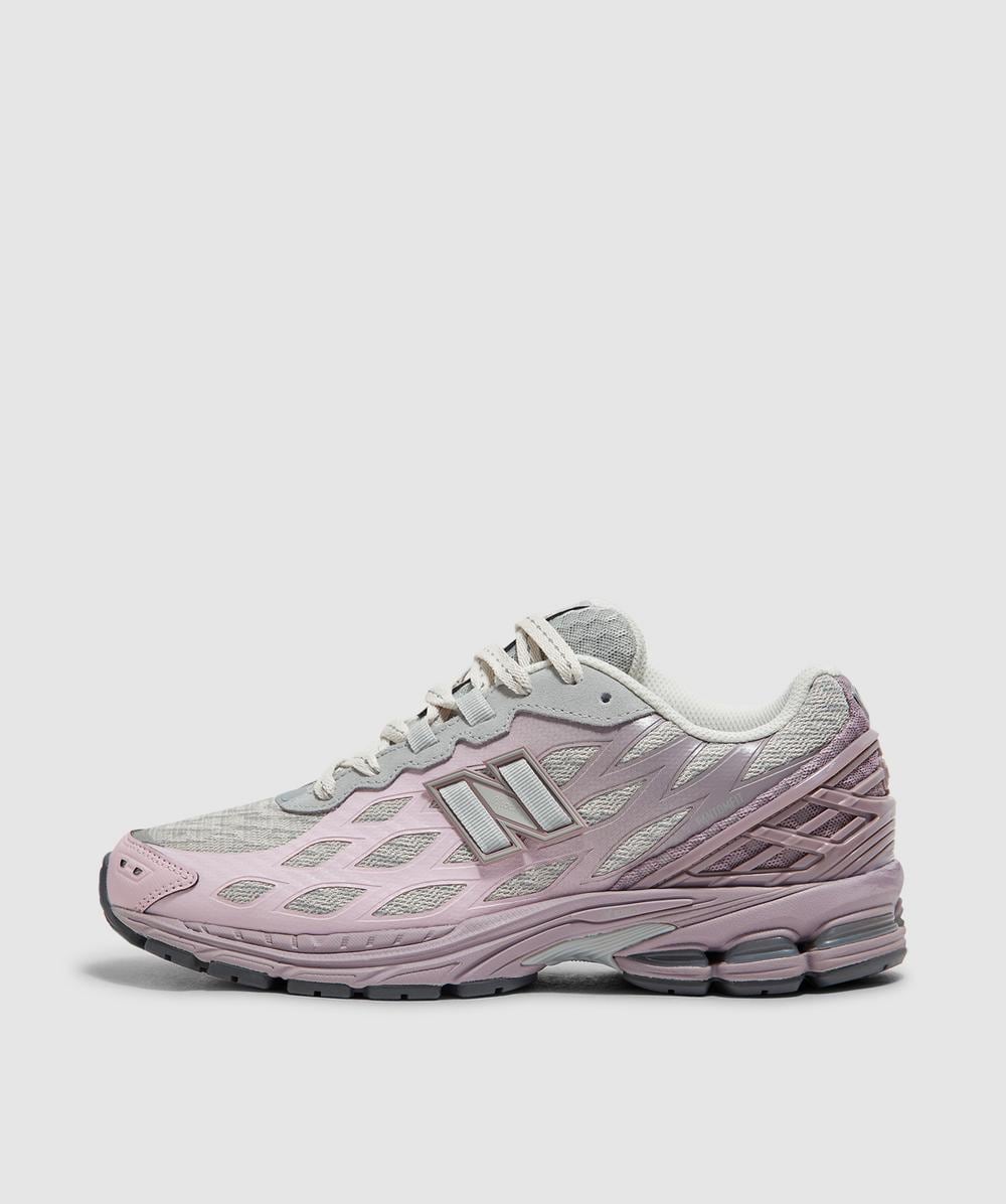 New Balance 1906 'fantom Fit' Trainer In Pink/grey