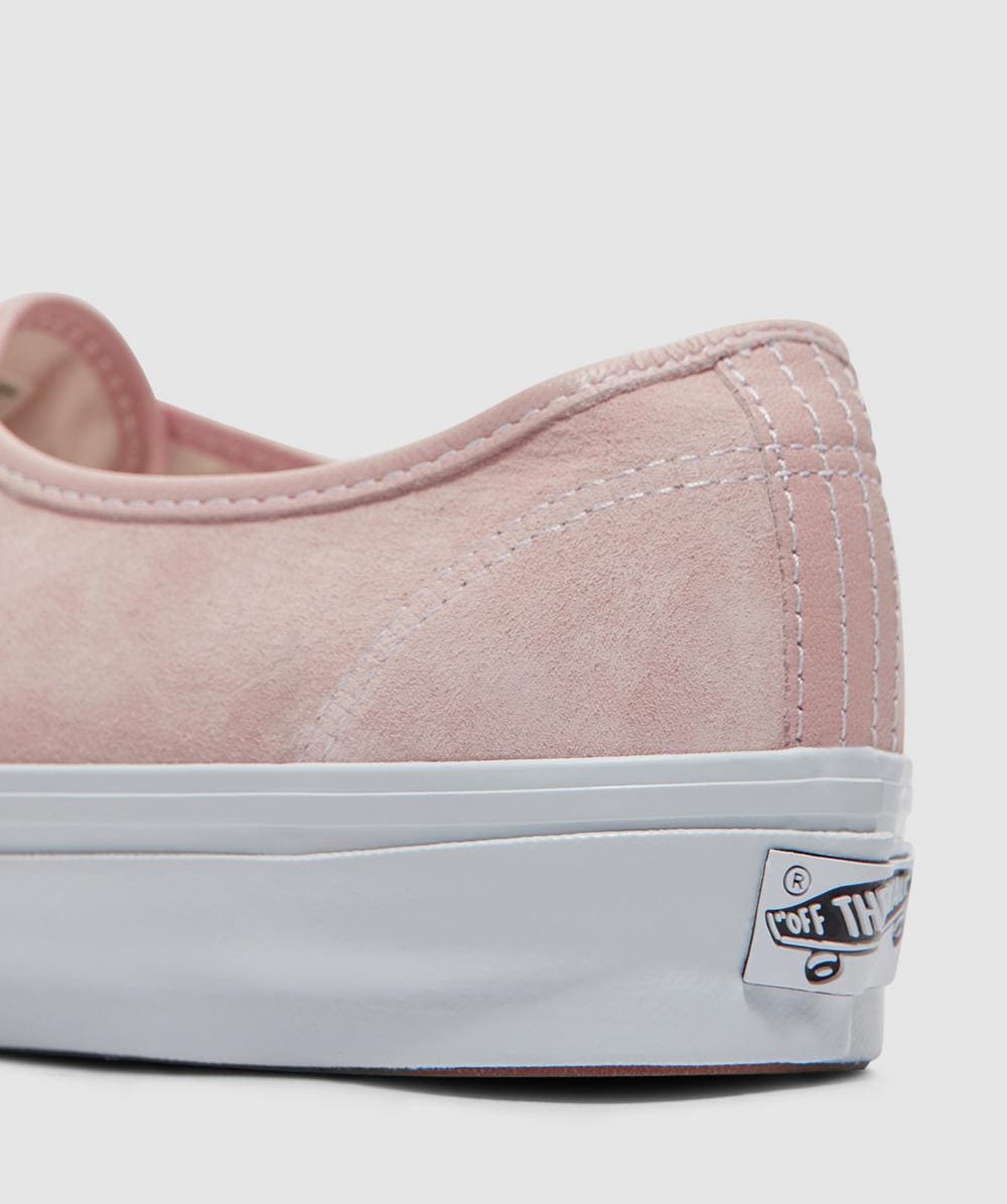 【Vans】ピンク LX Authentic 44 スニーカー VANS VAULT LX Authentic 44 | Mauvewood | SVD USA