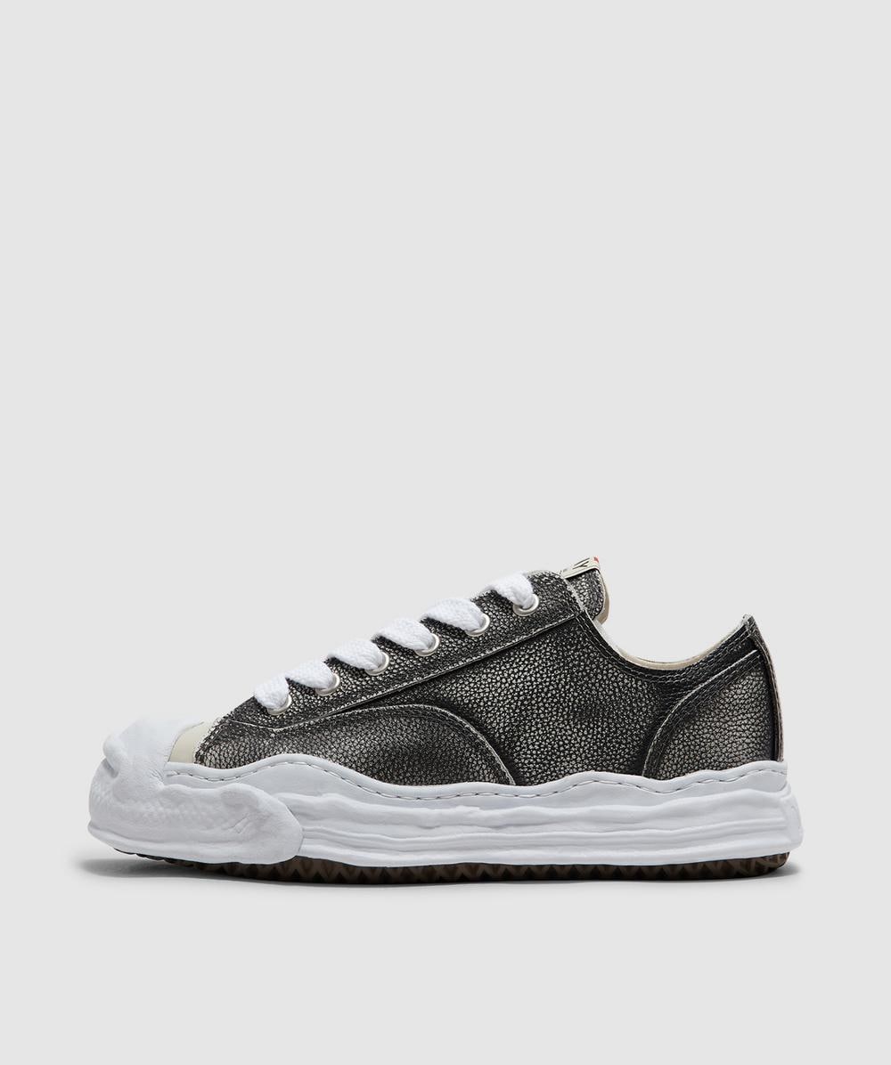 Miharayasuhiro Maison Mihara Yasuhiro Hank Low Brushed Shrink Leather Sneaker In Black