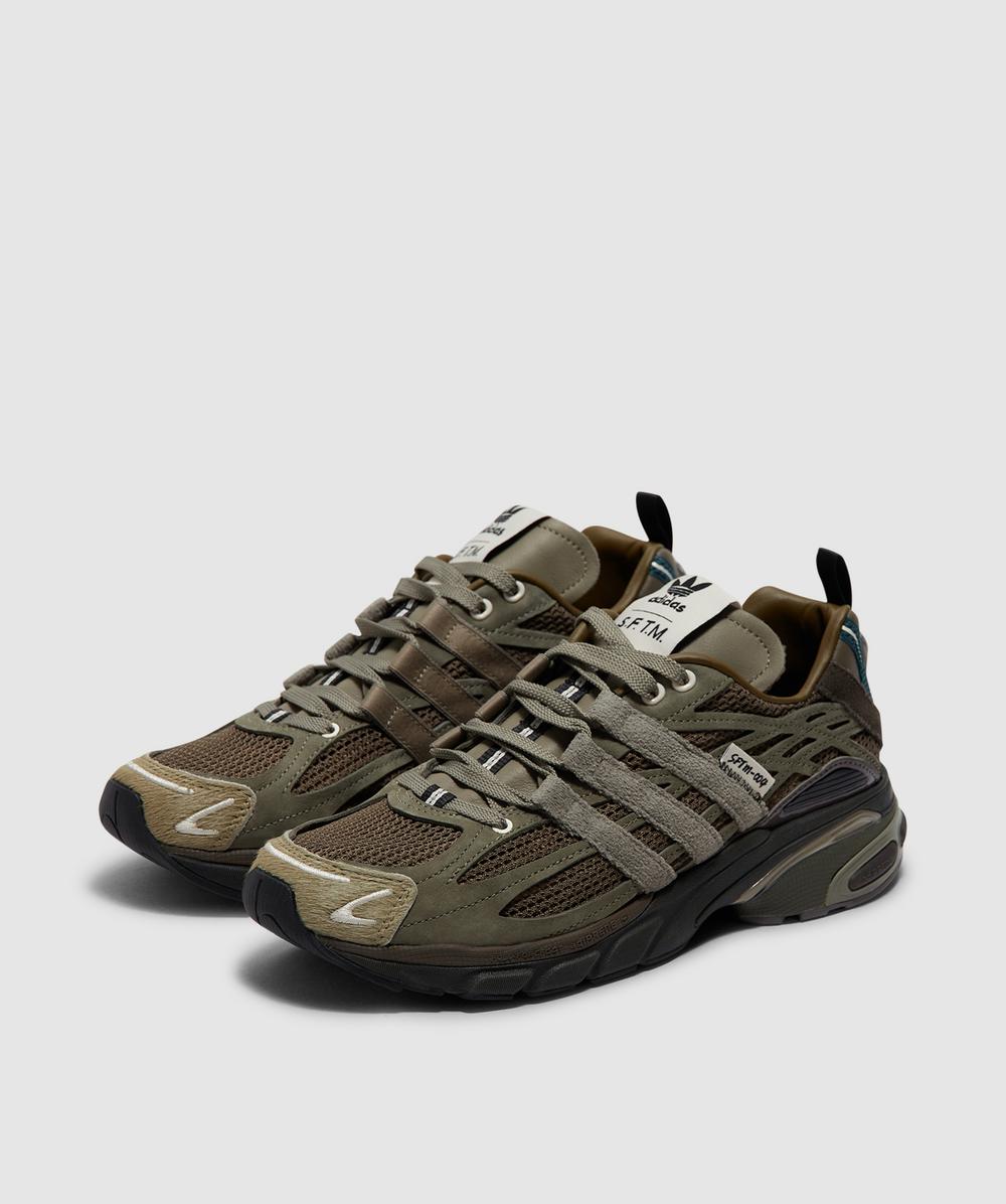 adidas x SFTM Adistar Cushion Sneaker カーキ The SFTM x adidas Adistar Cushion Collection Releases