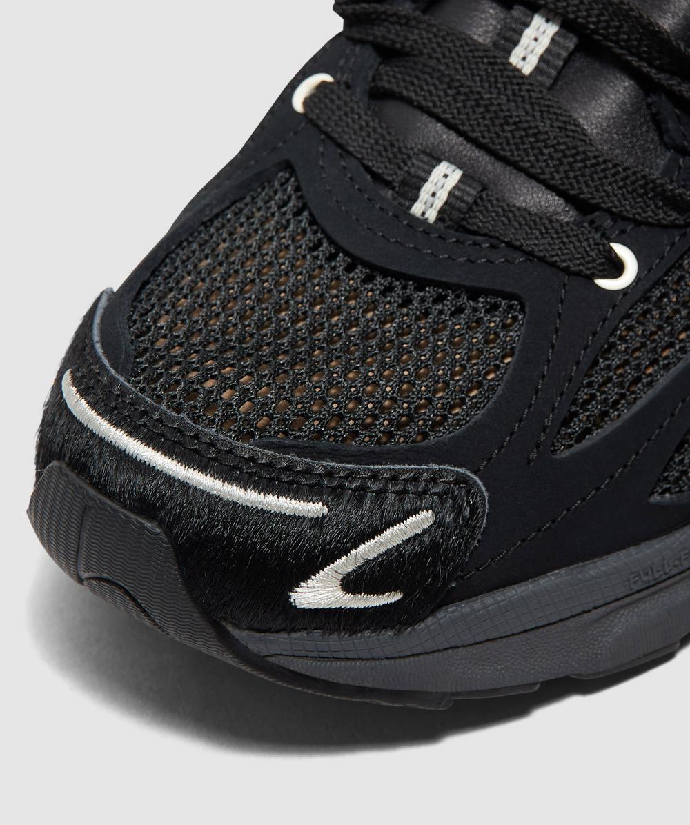 adidas x SFTM adistar cushion sneaker | BLACK | SEVENSTORE