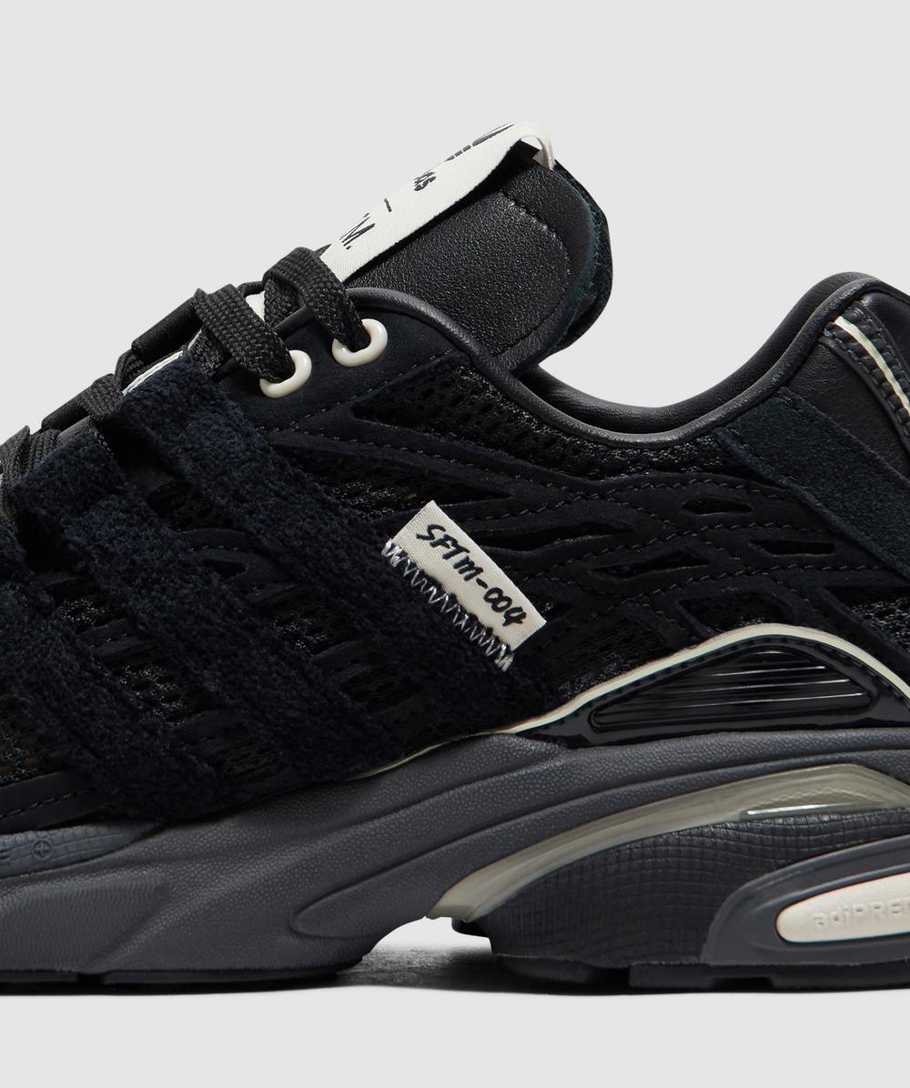 靴 adidas ADISTAR CUSHION SFTM CORE BLACK adidas ADISTAR CUSHION SFTM CORE BLACK/CORE BLACK/CREAM WHITE